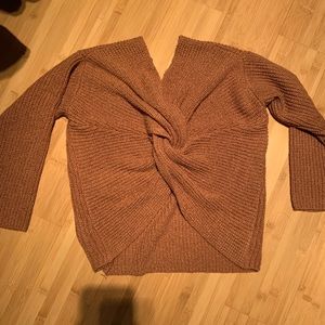 Astr twisted back sweater. Rust color.